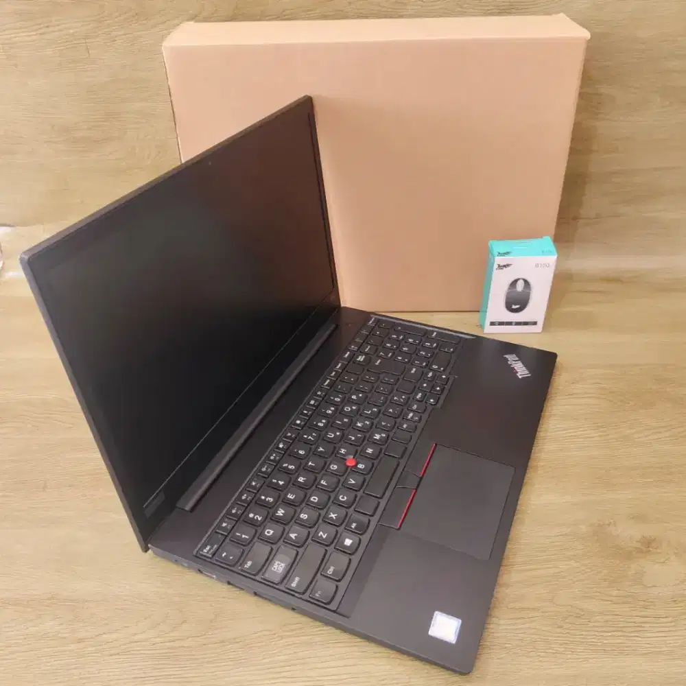 Laptop Lenovo ThinkPad E590 i3-8th 12/128GB