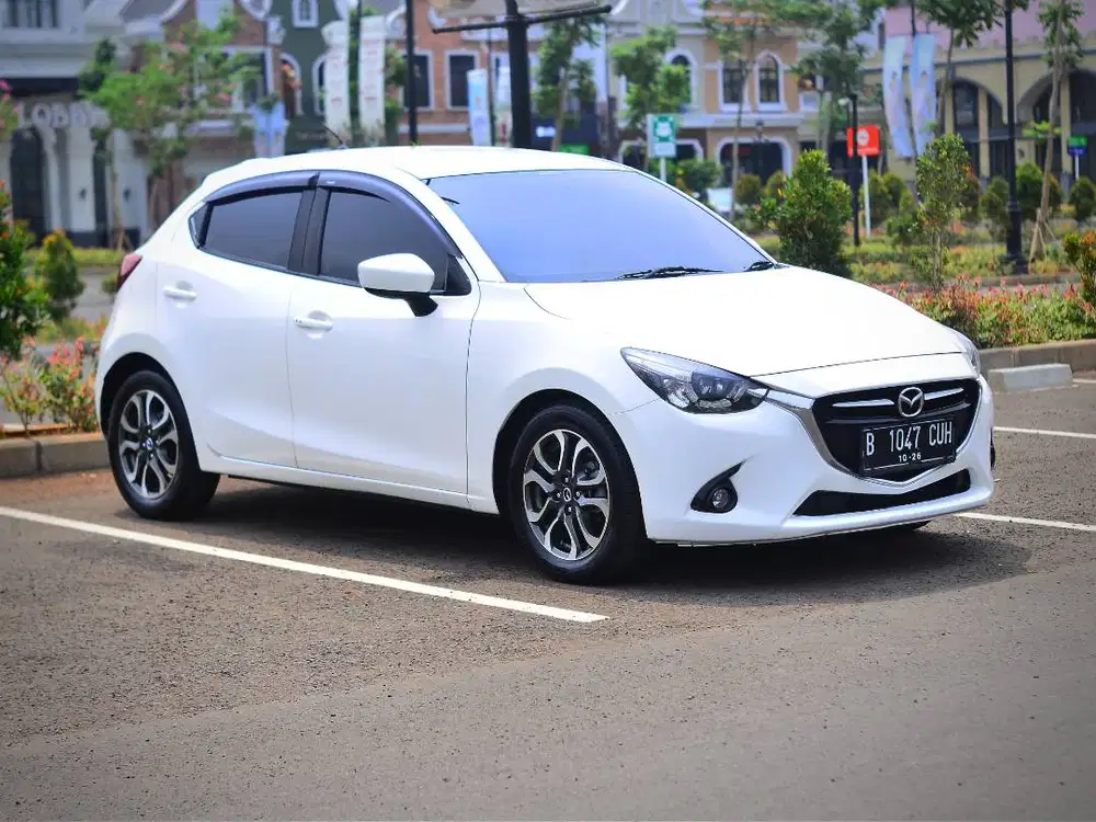MAZDA 2 R AT SKYACTIVE MINT CONDITION