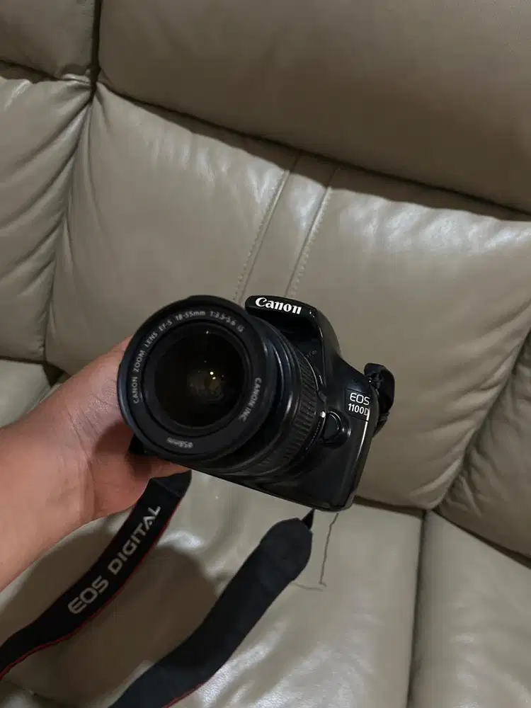 Dijual Canon 1100D