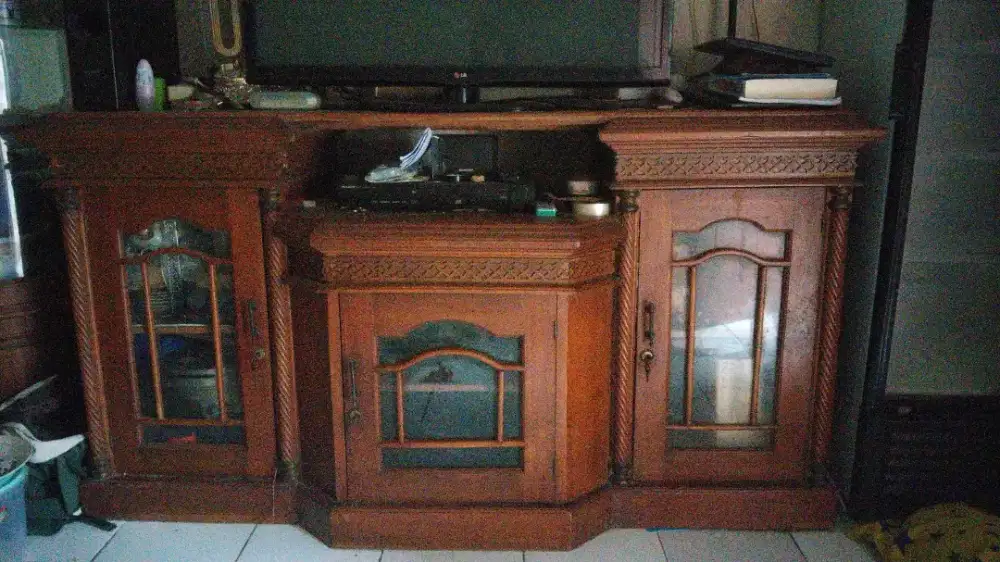 Bufet TV kayu jati