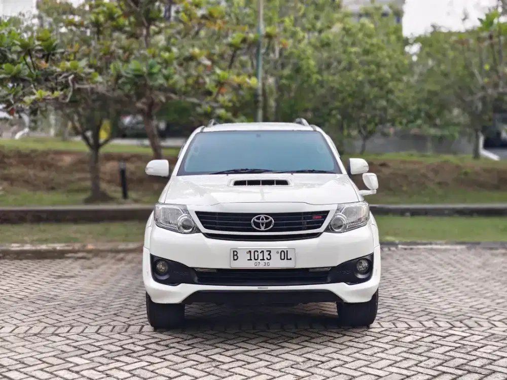 Fortuner VNT TRD AT 2015