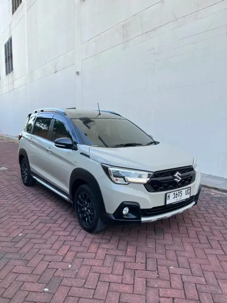 Xl7 alpha Hybrid 2024