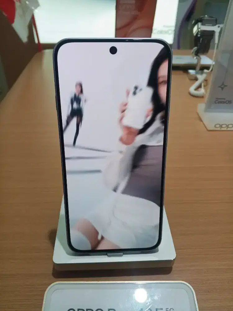 Oppo Reno 16F 5G