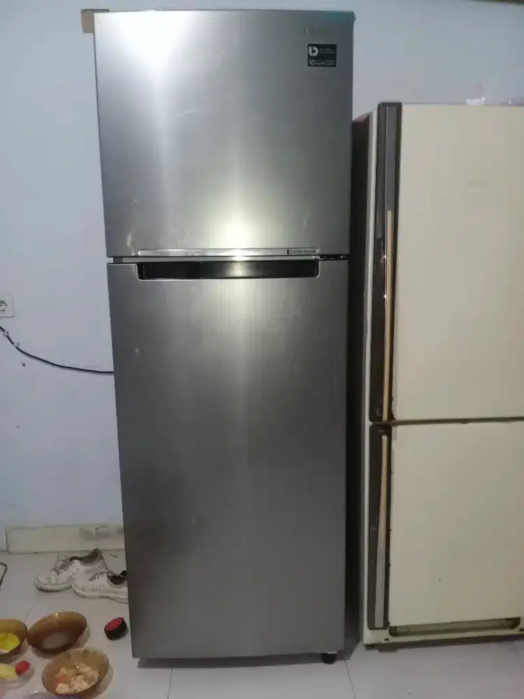 Kulkas 2 pintu Samsung NC4AV8OALR