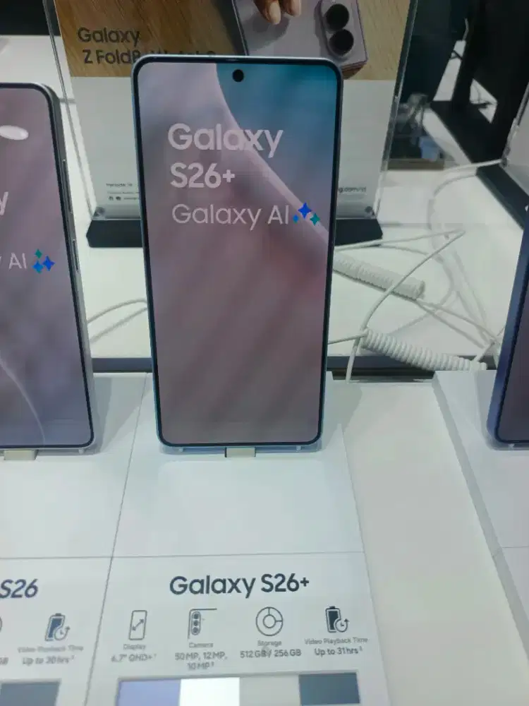 Samsung Galaxy S26 +