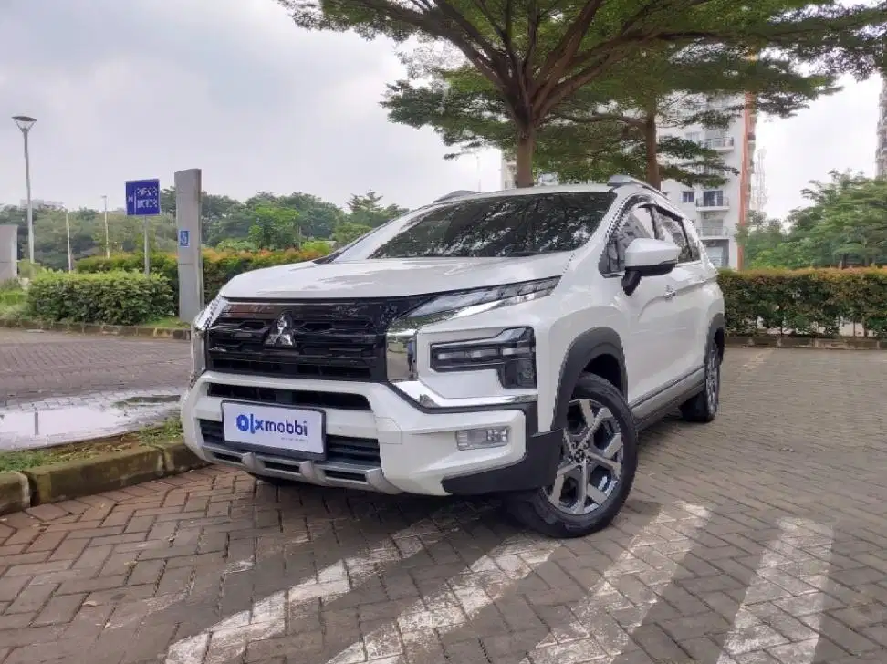 DP 5% Mitsubishi Xpander 1.5 Cross Premium Package AT 2023 CUIPB