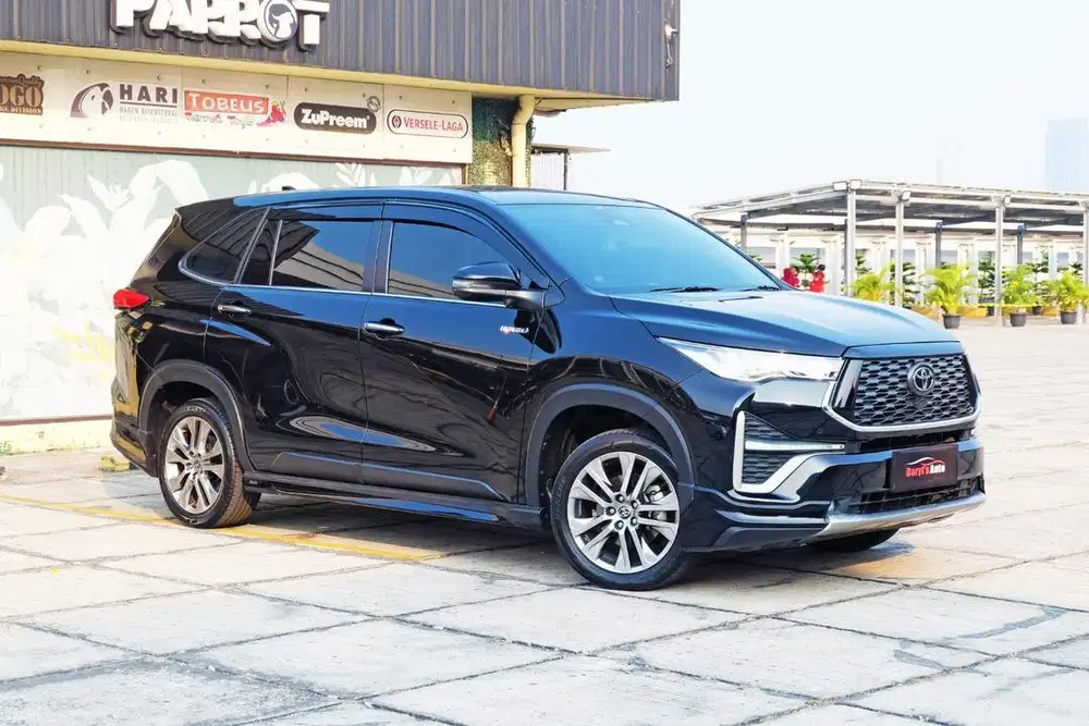 TOYOTA ZENIX HV Q MODELISTA 2023