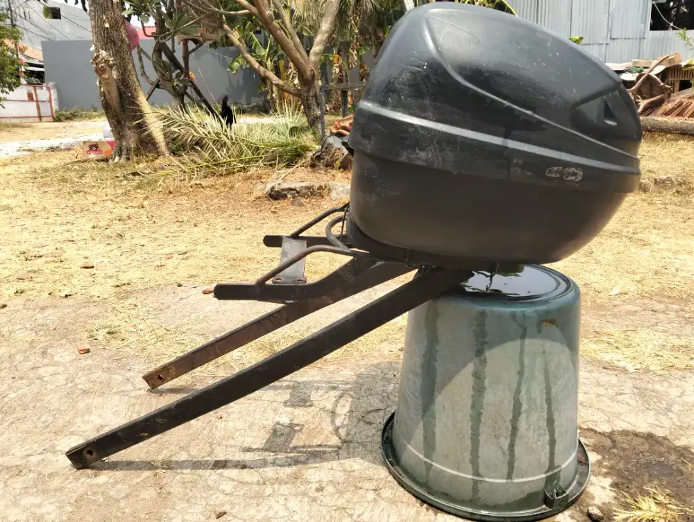 Bagasi belakang. For sale ex Honda  cs one.