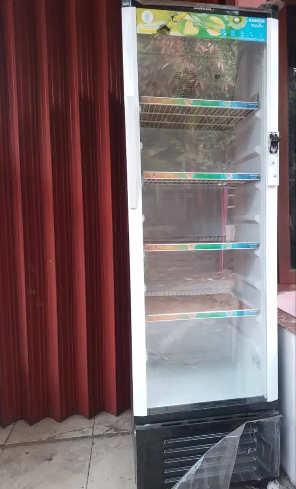 DIJUAL CEPAT: Showcase Sanken Izzi Cool 5 Rak (Kondisi Seken Istimewa)