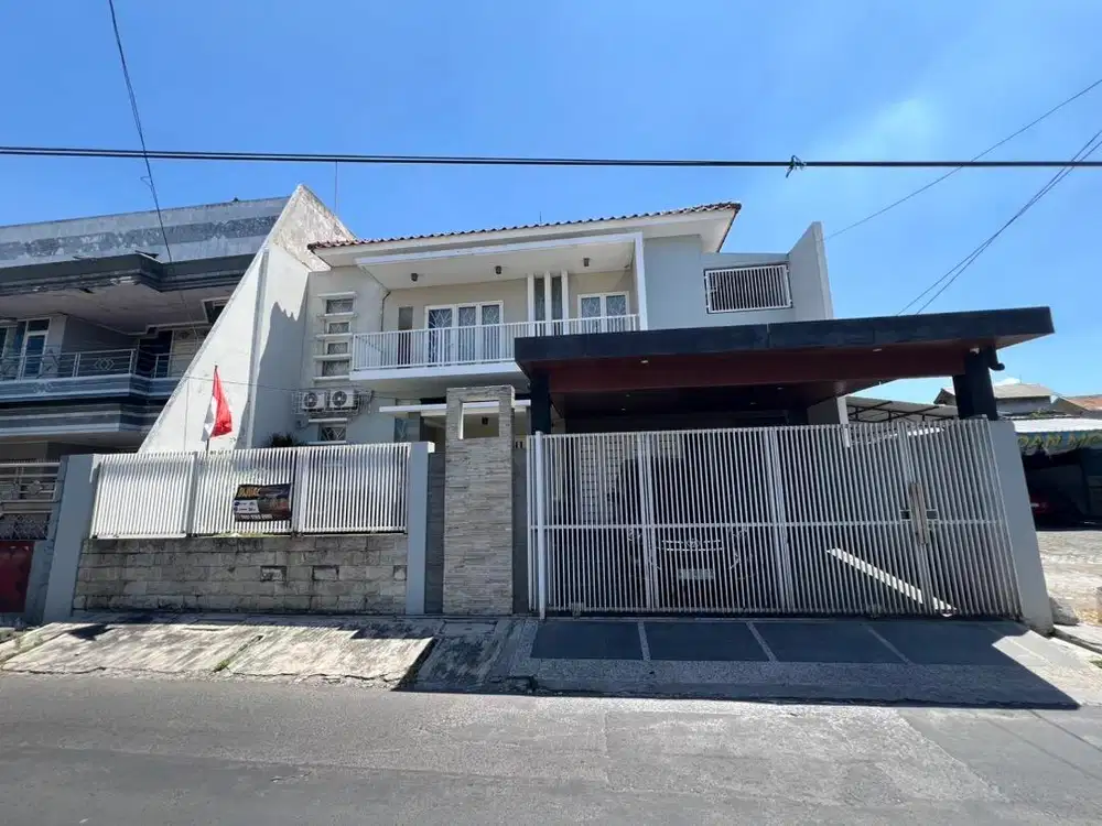 Dijual Rumah strategis 2 lantai Pepelegi Indah, Waru