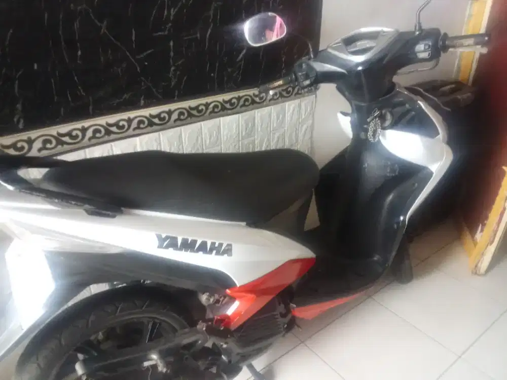 Yamaha Xeon 2011