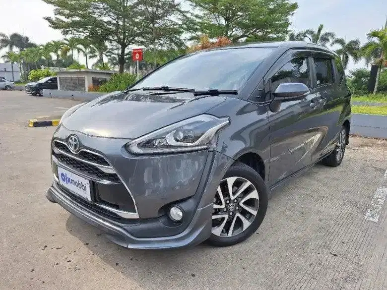 DP RENDAH - Toyota Sienta 1.5 Q Bensin-AT 2017