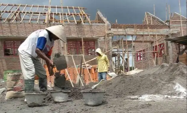 Jasa renov sedang besar. Jasa tukang Kuli Surabaya