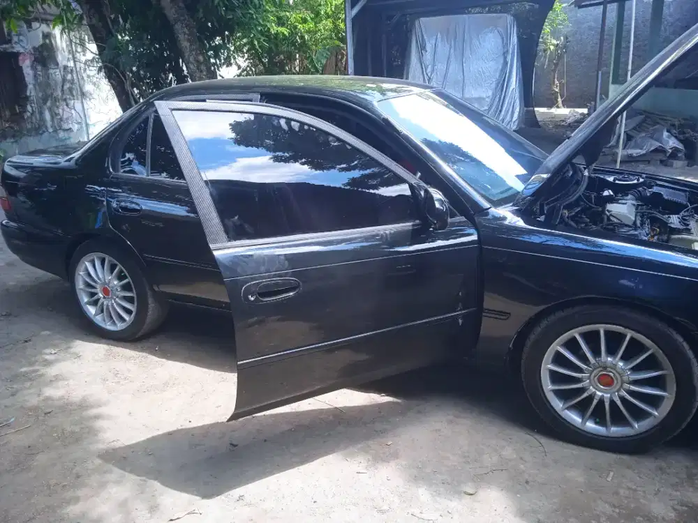 Toyota Great Corolla 1,6 Manual Hitam Pribadi