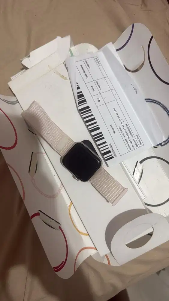 Apple Watch SE GEN 2 44mm GPS starlight