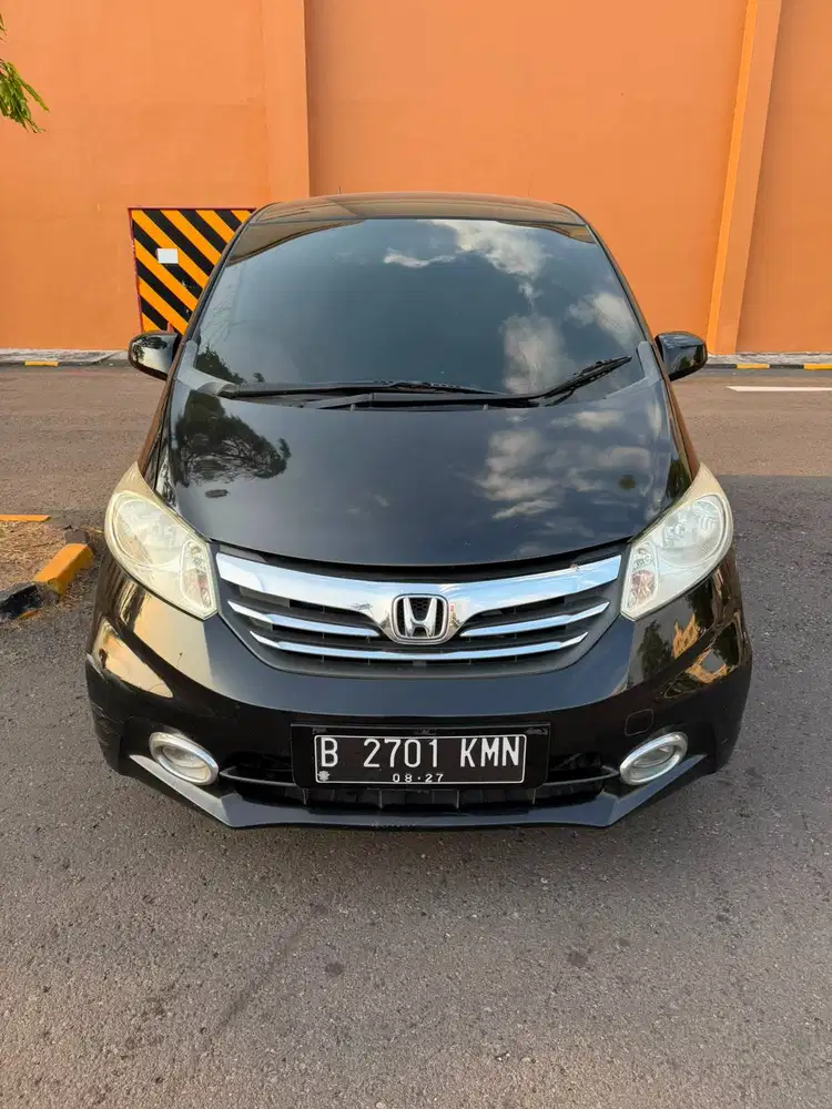 HONDA FREED SD MATIC 2012 LOW KM ISTIMEWA TOP KONDISI