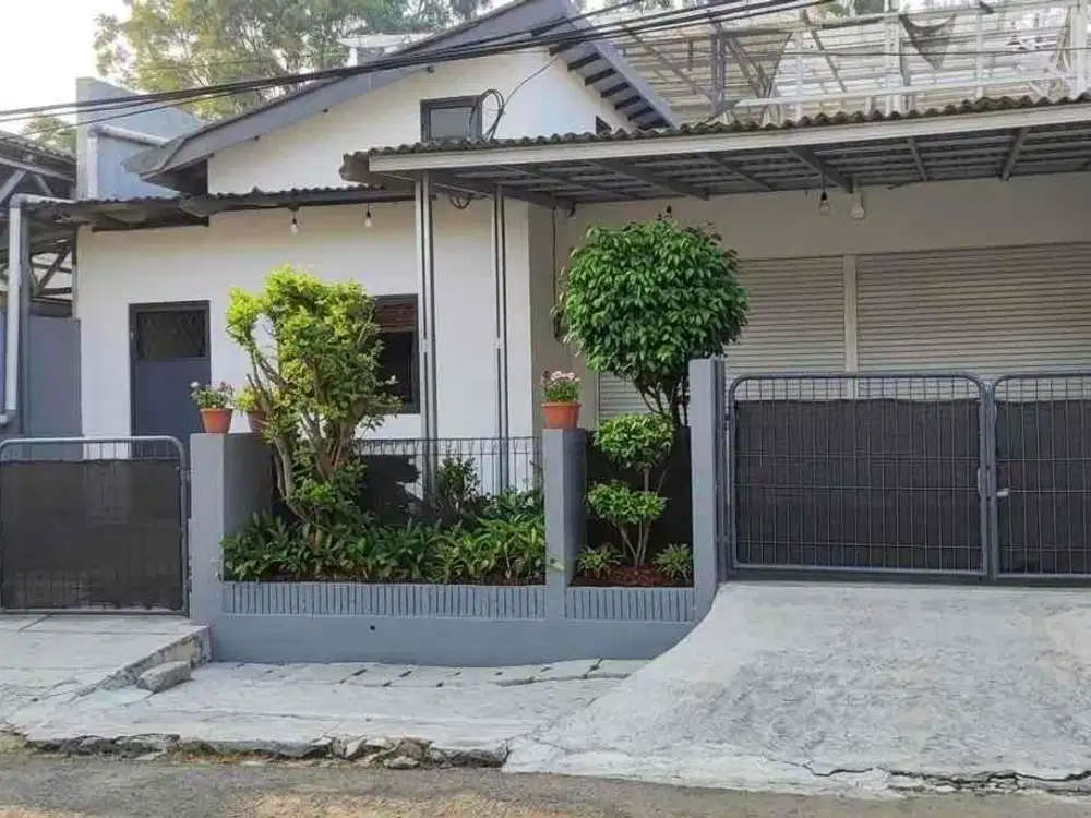 Rumah Bagus siap Huni Harga murah Griya loka BsD