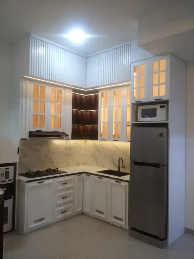 KITCHEN SET - KAMAR SET - BACKDROP TV - LEMARI CUSTOM - LEMARI TANGGA