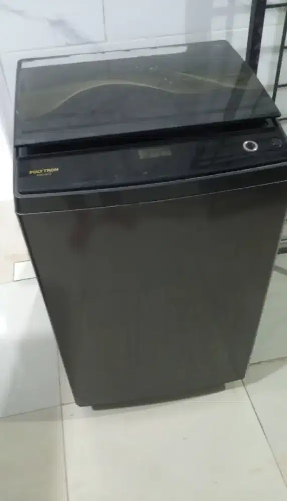Mesin cuci Polytron