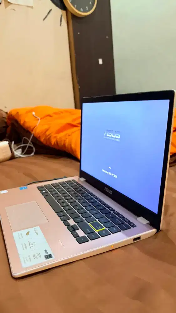 Laptop Asus Vivobook E410KA Rose Gold N4500 8GB 256GB SSD