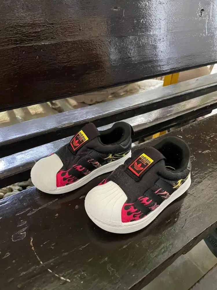 Sepatu anak adidas superstar