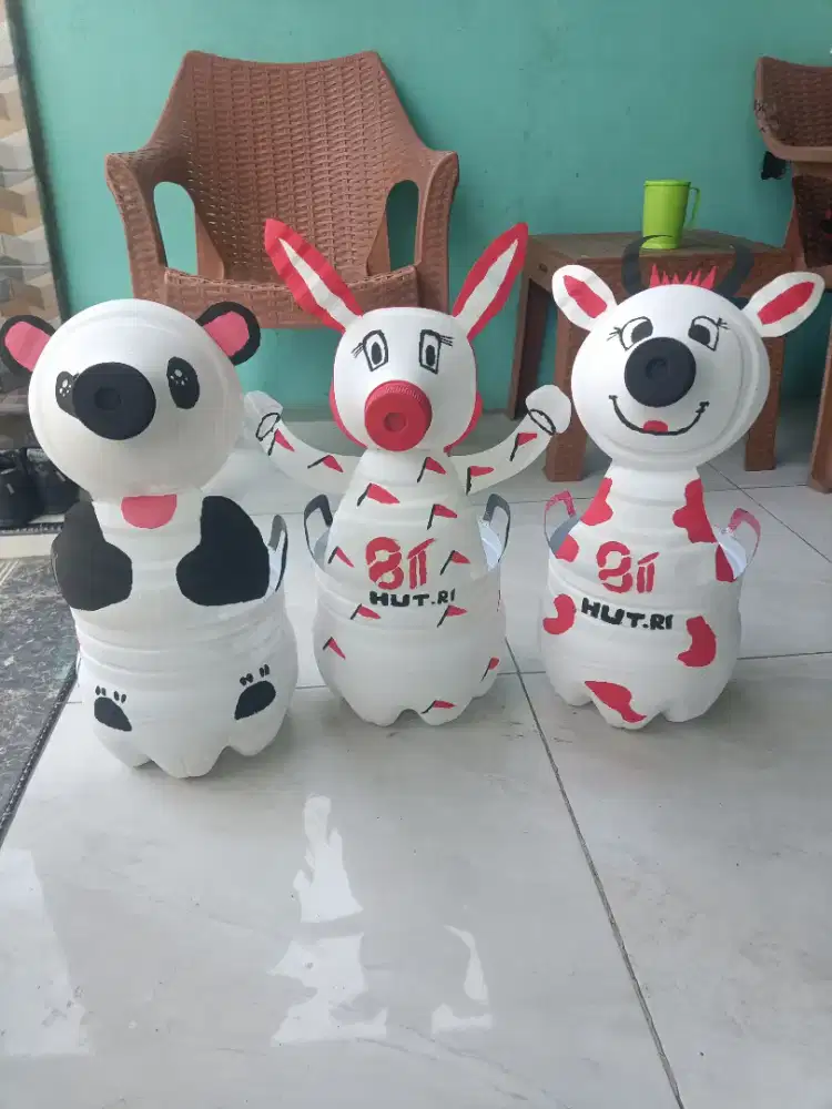 Pot bunga dari galon