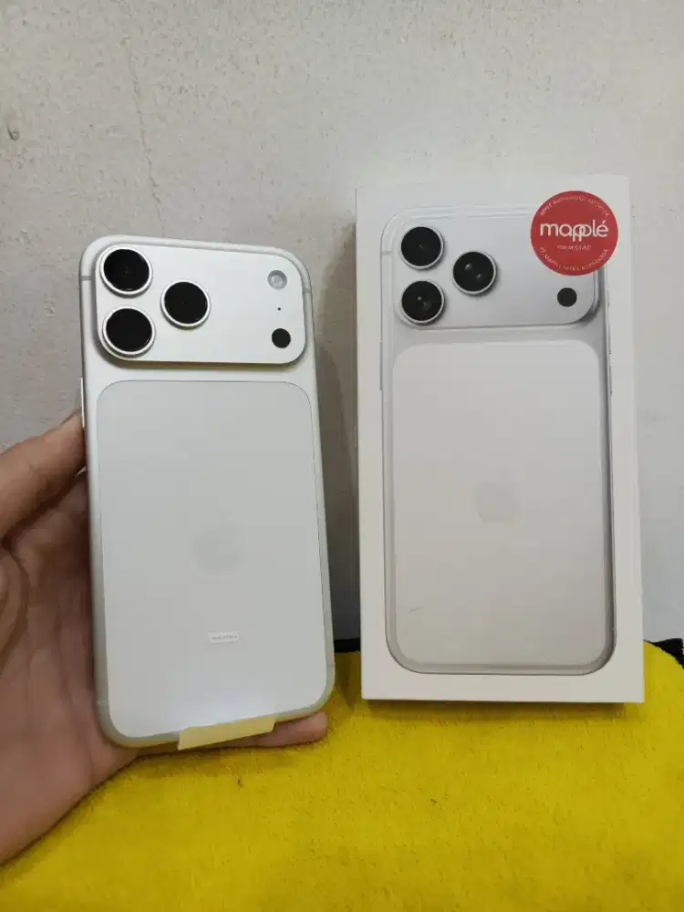 iPhone 17 ProMax 256gb Silver iBox, Masih baru, Garansi 1tahun