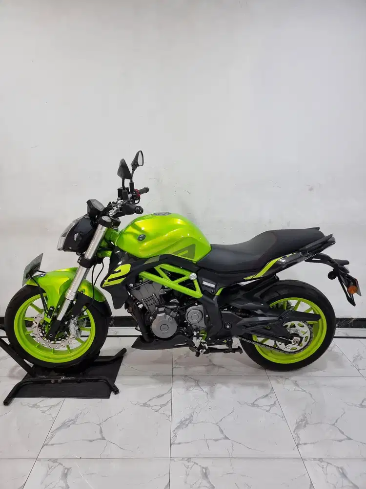 Benelli TNT 249 S 2026 bln 4 Km 600 perak TNT249 TNT250 mt25 Like New