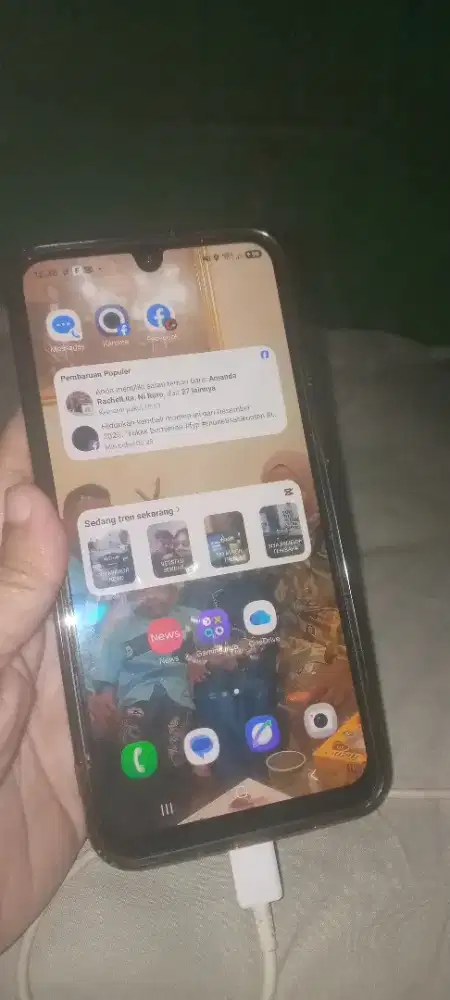Jual cepat. Hp Samsung A 16 lengkap 8/128