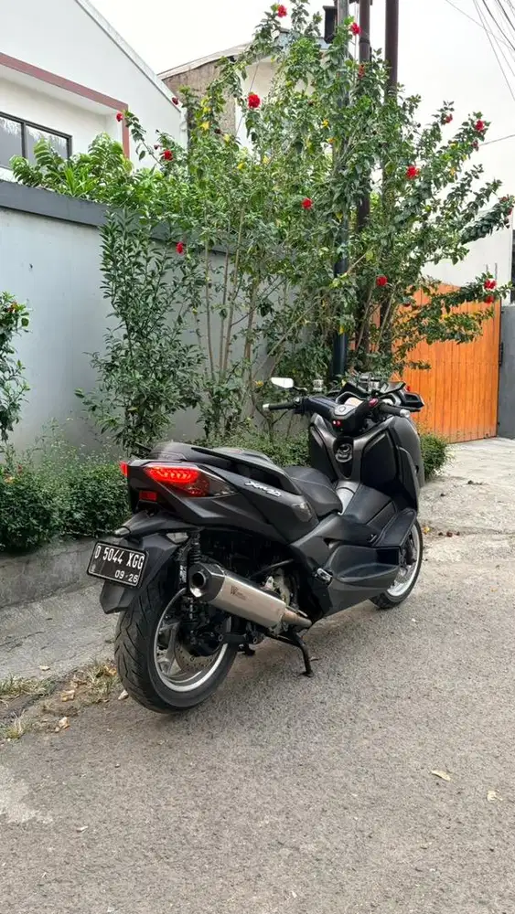 Yamaha Xmax 330cc