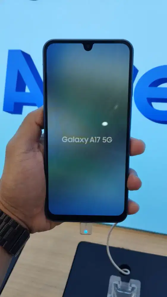 KREDIT SAMSUNG GALAXY A17 5G RAM 8/256 GB | INDODANA Bunga 0%
