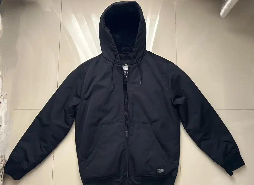 Jaket winter Hollister original size xs ld 108-110