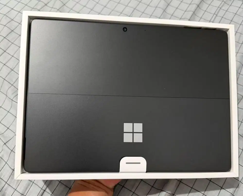 MICROSOFT SURFACE PRO 9 i7 processor 512GB