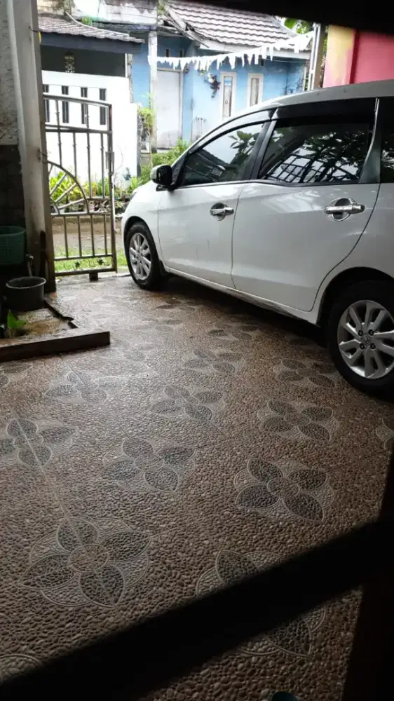 Dijual Rumah Full Furnish di Isalton Residence