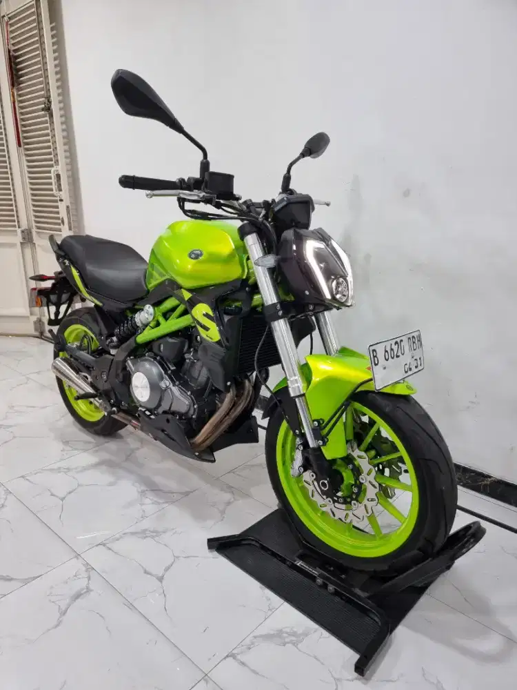 Benelli TNT 249 S 2026 bln 4 Km 600 perak TNT249 TNT250 mt25 Like New