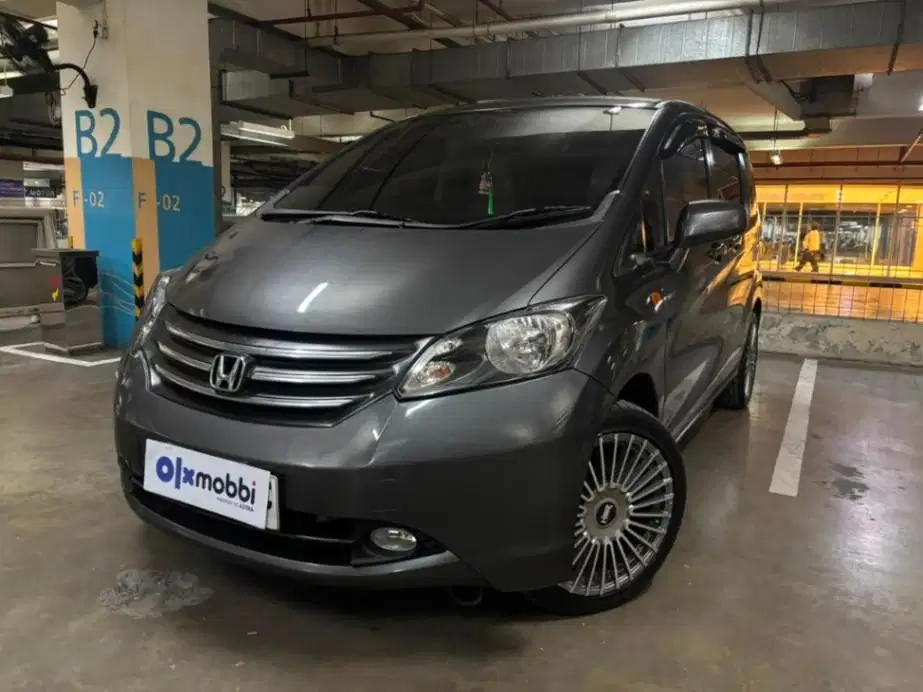 LOW DP Honda Freed 1.5 E Bensin-AT 2010 TKC