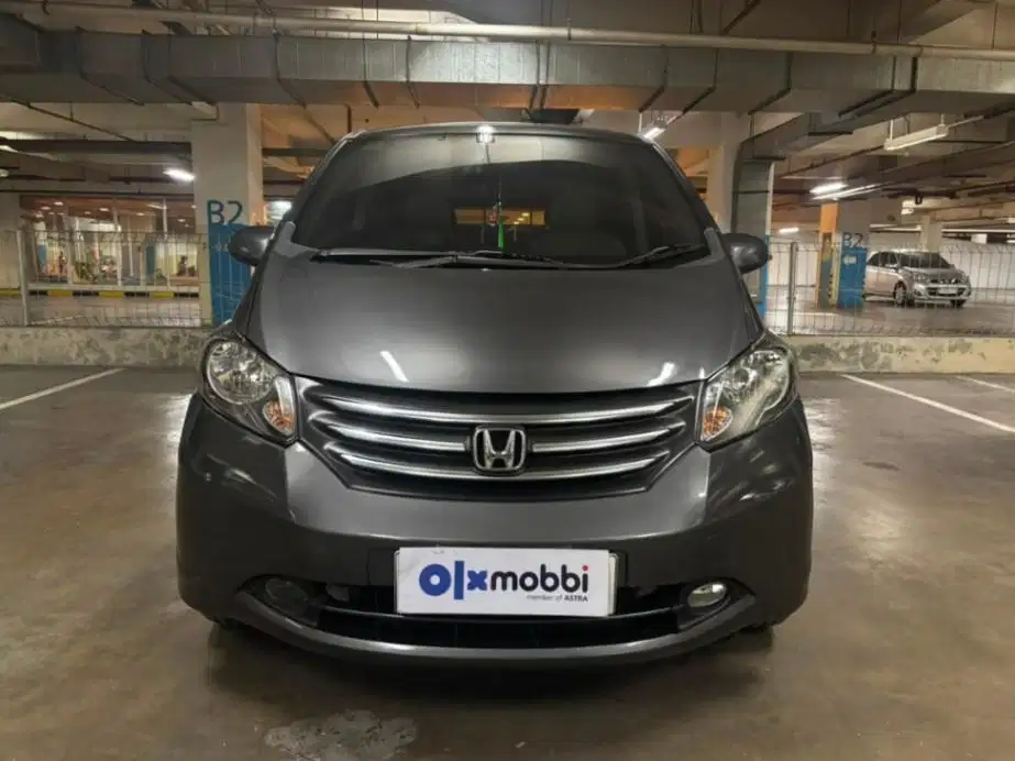 LOW DP Honda Freed 1.5 E Bensin-AT 2010 TKC