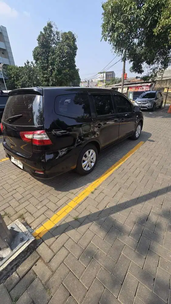 Nissan Grand livina 2013 Bensin