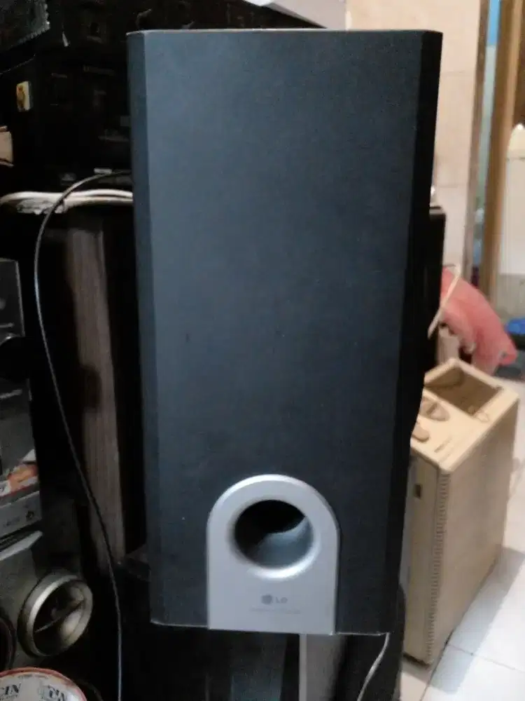 Subwoofer LG SH 22 SF-W 100 watt normal
