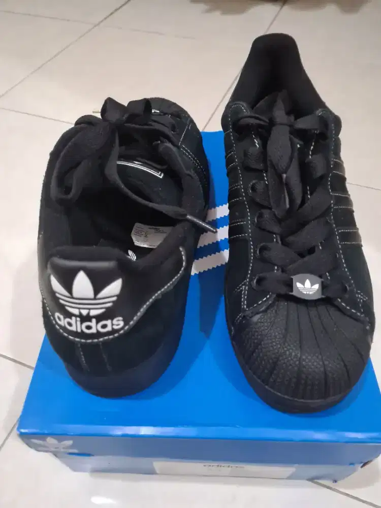 Adidas Superstar