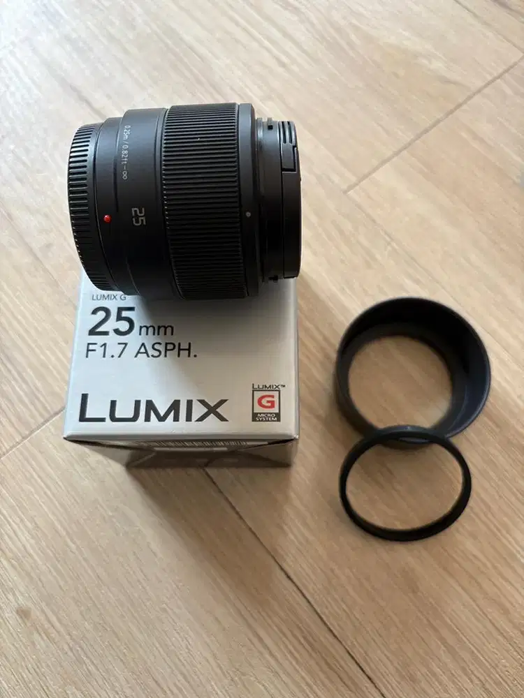 Lensa Lumix 25mm F1.7 Micro 43 Full Set