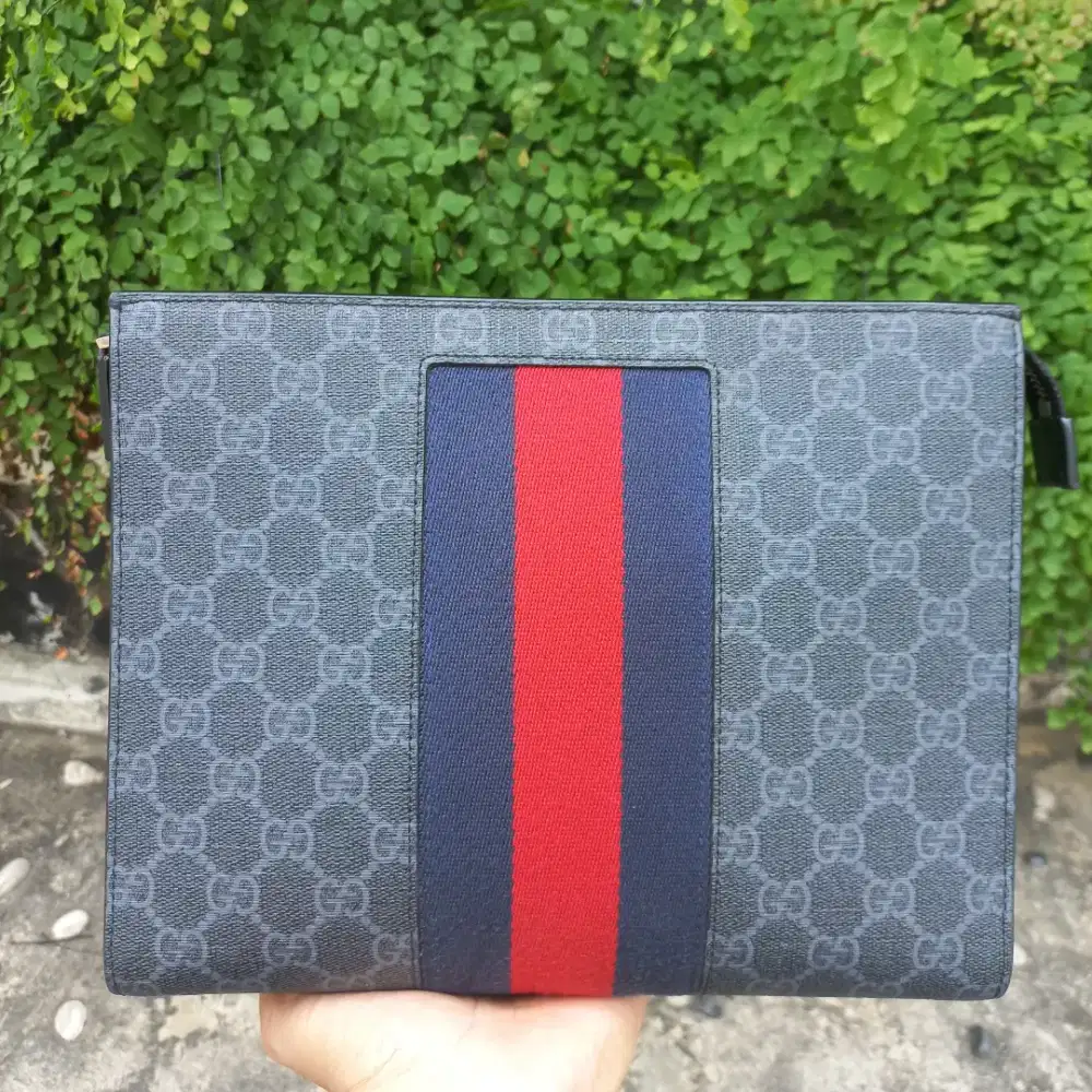 Gucci Pouch second original