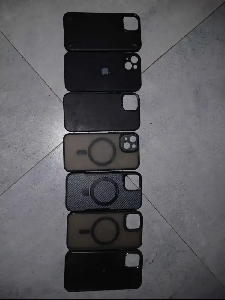For Sale Case iPhone 13 Basic Premium