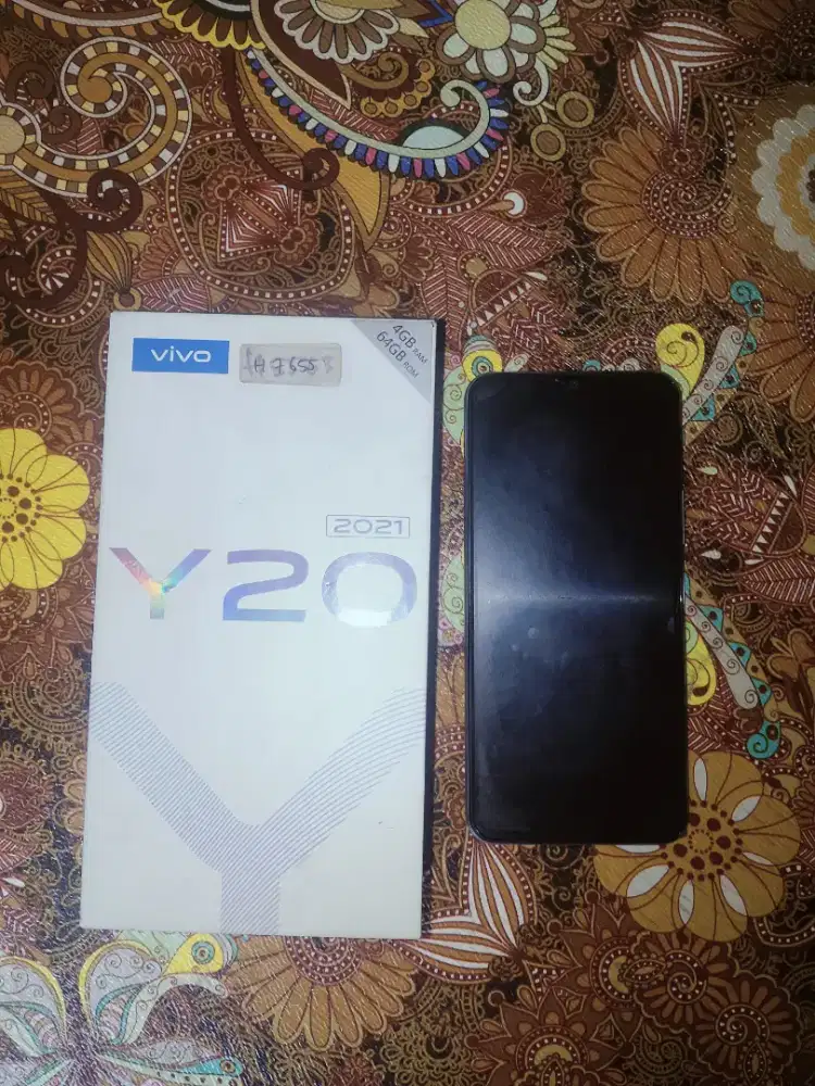 Vivo y20 ram 4/64 no minus