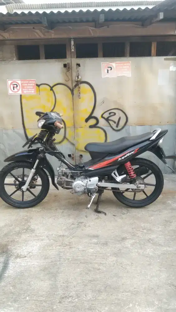 Jupiter z tahun 2004 pajak on