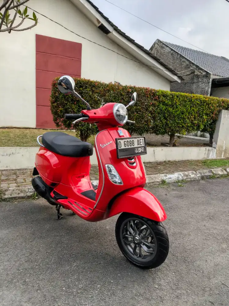 VESPA LX 125 I-GET TAHUN 2023 LOW KM