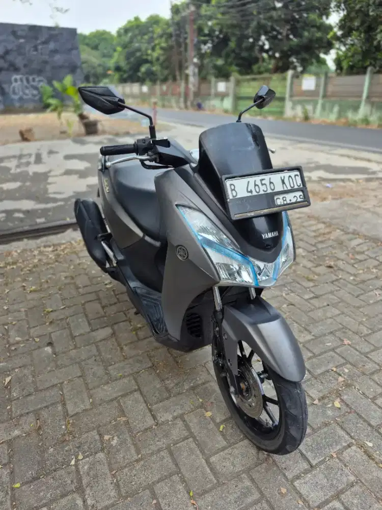 Dijual Yamaha Lexi 125 tahun 2019 surat lengkap