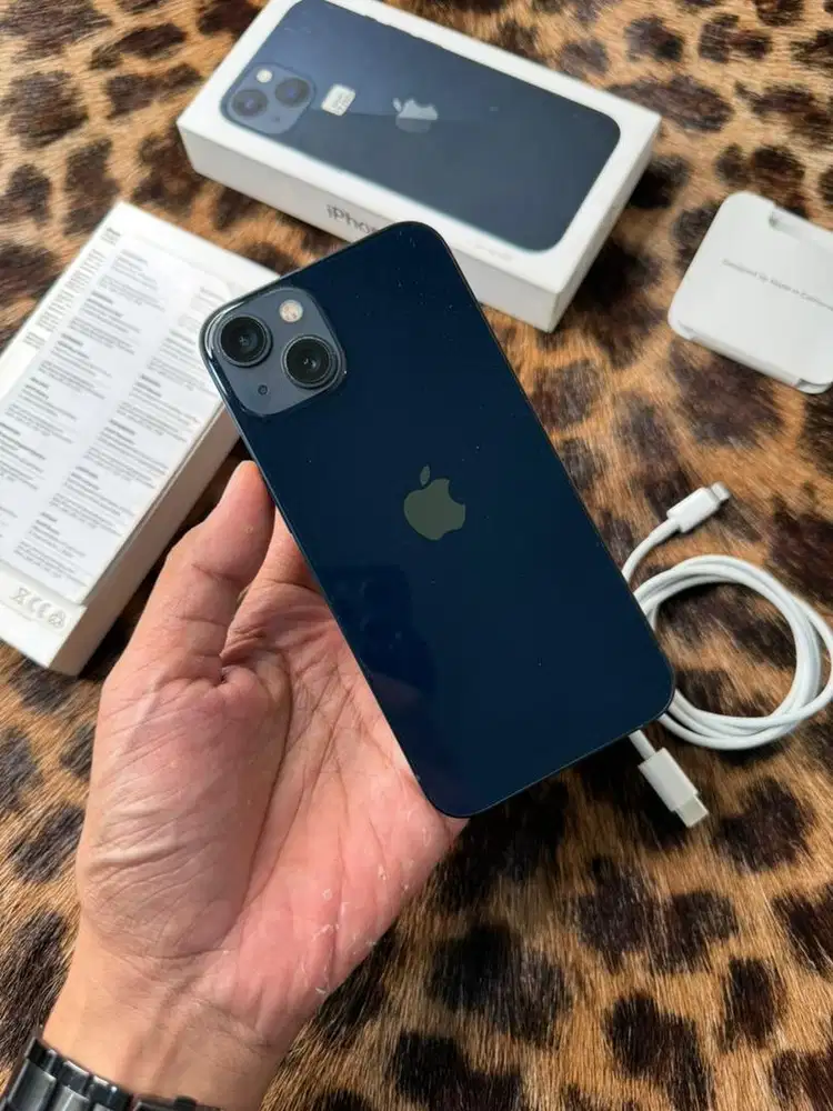iPhone 13 128GB BH86 Resmi (Black)