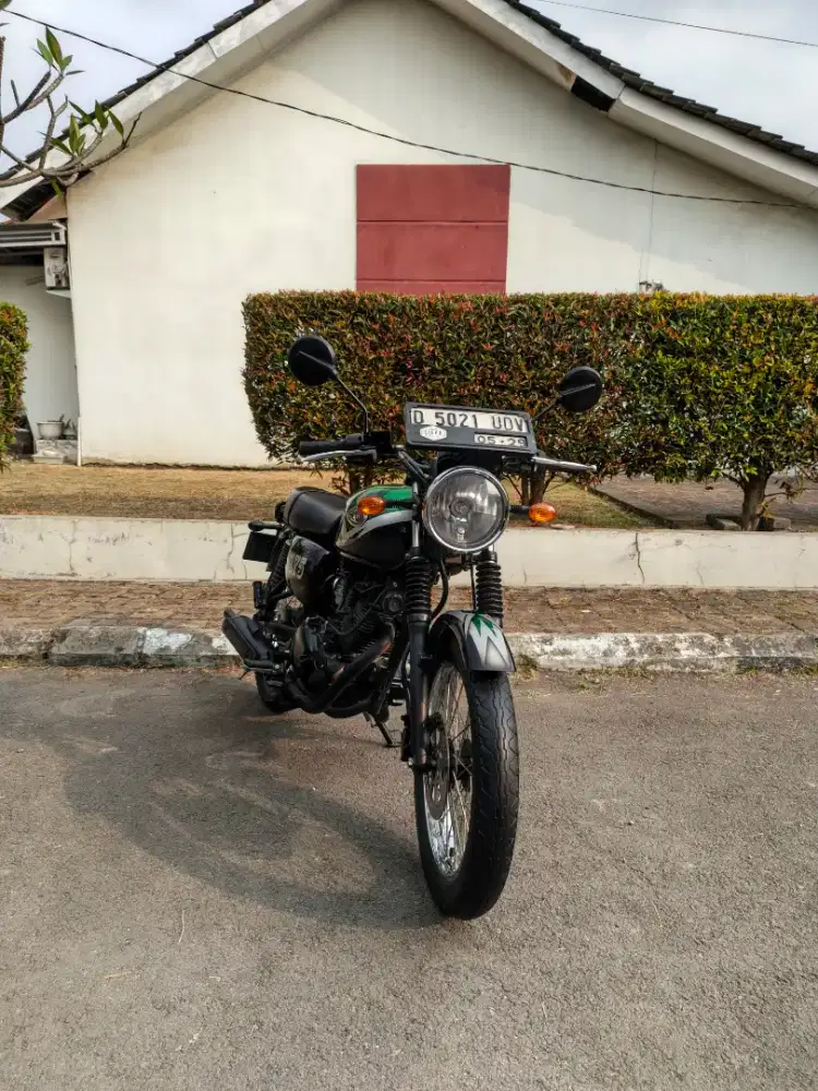 KAWASAKI W175 TAHUN 2017