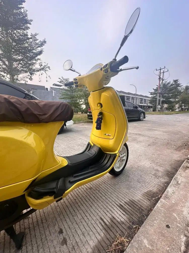 Vespa LX 125 Tahun 2025